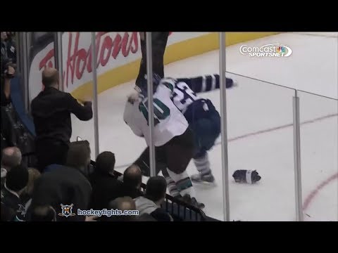 Andrew Desjardins vs Jerred Smithson Dec 3, 2013