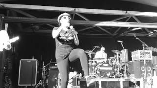 The Interrupters - Liberty (live)