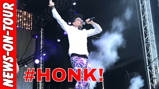 HONK! HALLO HELMUT (Andere Farbe 100 Jahre Garantie) Aber Hallo! Multicam Clip Oberhausen Ole 2017