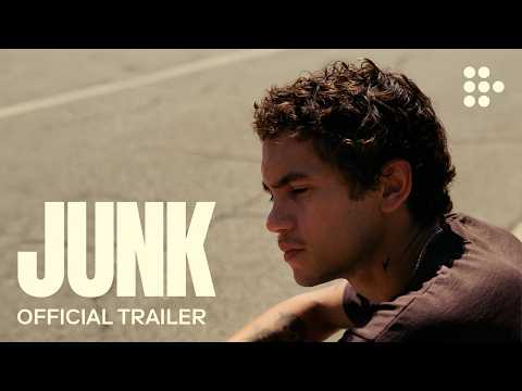 Junk trailer thumbnail