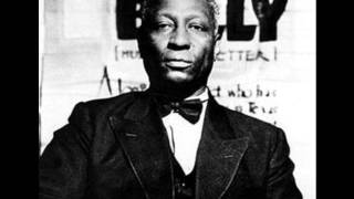 Leadbelly - Dancing With Tears in My Eyes