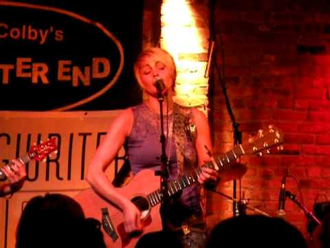 Laura Lea @ The Bitter End - NYC June 2, 2009