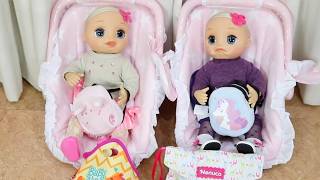BONECAS GÊMEAS LAURINHA E DUDINHA SE ARRUMANDO PARA CRECHE