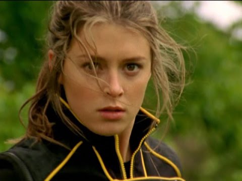 New Powers and Unmorphed Fight | Kick into Overdrive | Operation Overdrive | Power Rangers Official