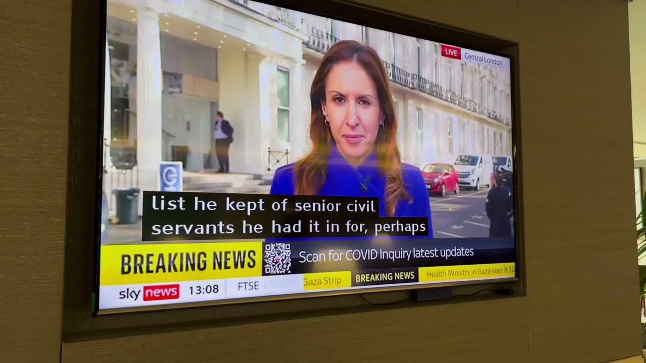 American Airlines Arrivals Lounge thumbnail