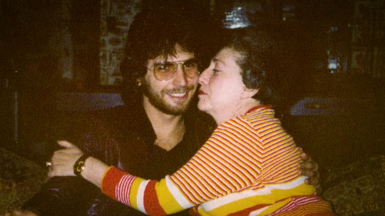 Barta Tamás - Siess haza, vár a mama!  - Előzetes (eredeti nyelven)