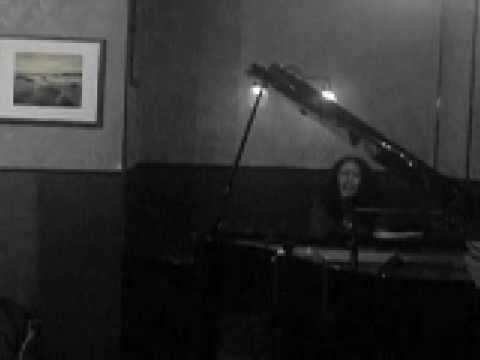 Laura Distasi at Cafe Vivaldi