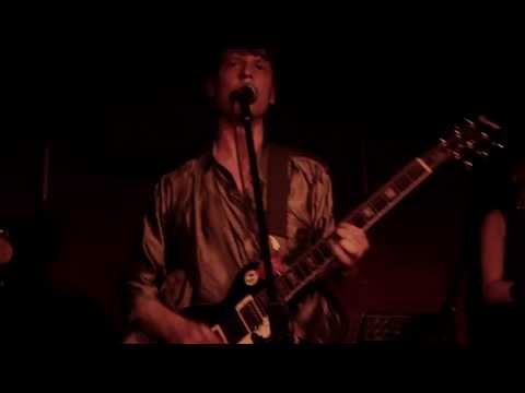 OUM SHATT - Hot Hot Cold Cold - live @ Monarch, Berlin (26.09.2013)