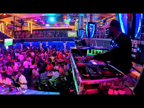 3am DJ 2ONE2 LIVE AT WAVE XO NAKURU FT MC SAIMOYOLO