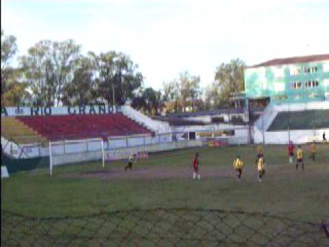 Mau mau goleiro -Bagé 3 x 0 Brasil de Pel