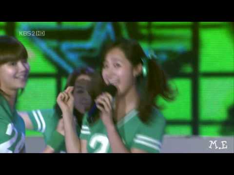 100629 SNSD cute Yuri @ Korea National Team welcoming show