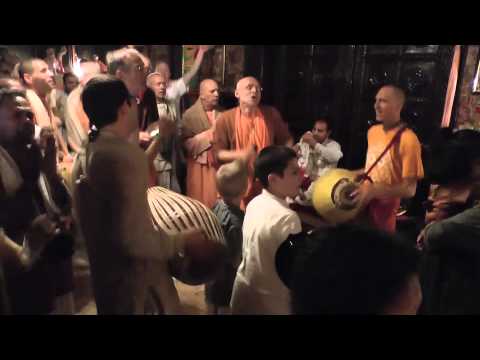 HH Kadamba Kanana Swami - Gurupuja 02.05.2015