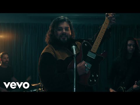 Foot Out The Door - Dillon Carmichael