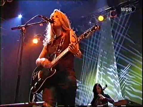Heather Nova - Blood Of Me (Live 1998-12-19 Philipshalle Part 4)
