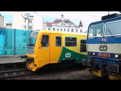 Příjezd vlaku Os 16519 (ČD 814.117) - Ústí nad Labem hl.n., 11. 4. 2013