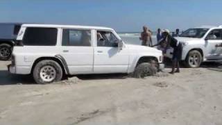 How many cars can get stuck in the ocean in 5 minutes Tyras.se