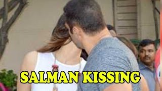 Salman Khan's closeness With Ex Sangeeta Bijlani Are Making Headlines!