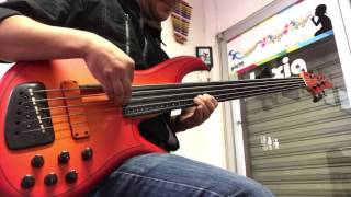 Video thumbnail for Testing F-Bass AC5 Alain Caron Signature Bass by lalofierro