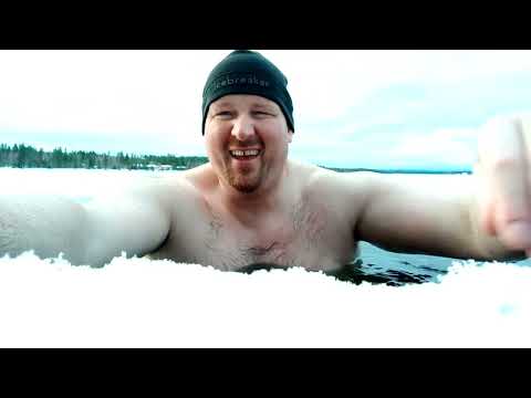 Östavall Lake Ice Bath