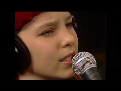 Belinda - Alma Gemela - Cómplices al Rescate (Silvana) (Vídeo Oficial)