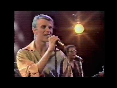Thumbnail for David Bowie - What In The World - live Musikladen 1978 (rare colour outtake) by David Bowie