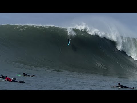 Insane HUGE Surfing WIPEOUT and daring RESCUE of all time - Grant "Twiggy" Baker at Mavericks