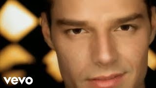 Ricky Martin - Livin&#39; La Vida Loca (Spanish) (Official Video)