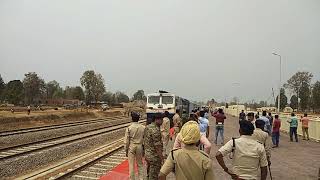 preview picture of video '2 nd Time Arrived train in Bhanupratappur Railway station'