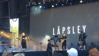 Operator (He Doesn't Call Me) - Lapsley [Lollapalooza 2016]