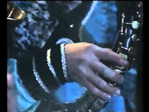 OUTPUT ardiin hugjimiin aylguu