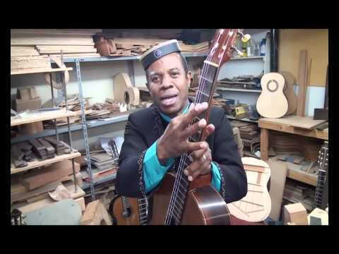VIOLÃO - SUA HISTÓRIA E COMO É FEITO O VIOLÃO SIGNATURE DO MESTRE ROBSON MIGUEL