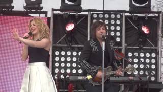 The Band Perry - Postcard from Paris (3/30/13)