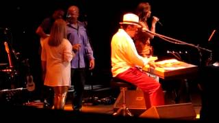 Pais Tropical - Sergio Mendes and Brasil 2012 Live in Manila