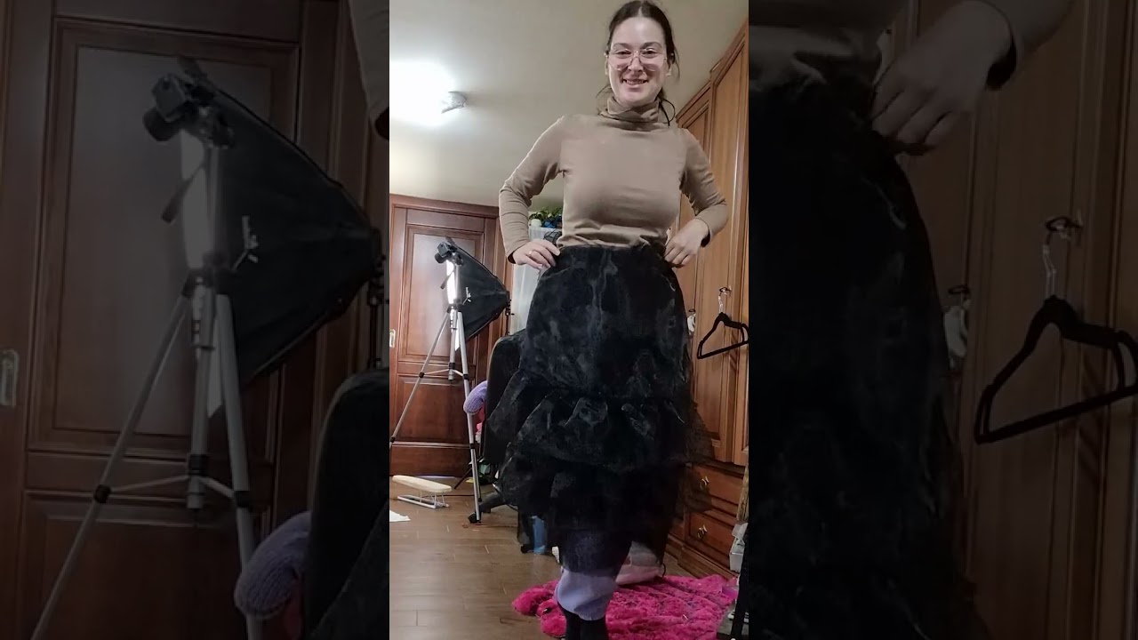 Watch Now fai il vestito da ballo di Mercoledì Addams...con una camicia nera! ?? #wednesday fai il vestito da ballo di Mercoledì Addams...con una camicia nera! ?? #wednesday