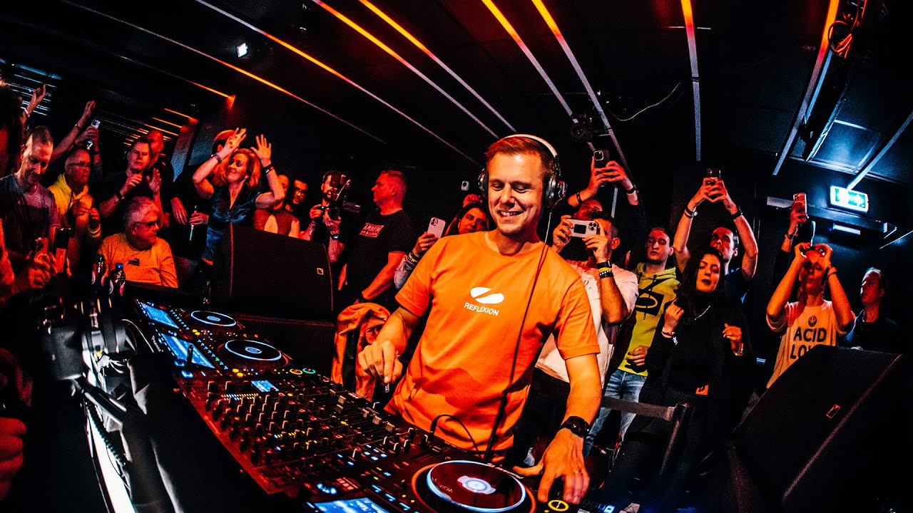 Armin van Buuren - A State of Trance - REFLEXION