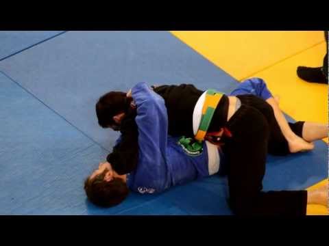 GREEK NATIONAL BJJ CHAMPIONSHIP 2013 - Giorgos Katsaros 2nd fight WINS