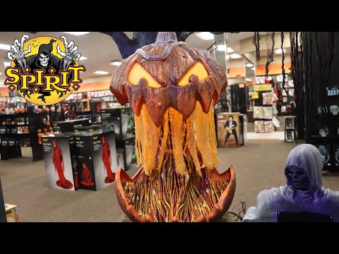 SPIRIT HALLOWEEN 2023 FULL STORE WALKTHROUGH | Animatronics, Props, Decor, Masks, and MORE!