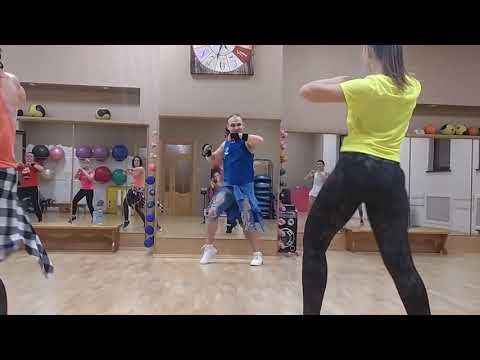 Last Christmas Bachata Cover Rodrigo ACE zumba | fitness | dance | new year |  easy choreografy