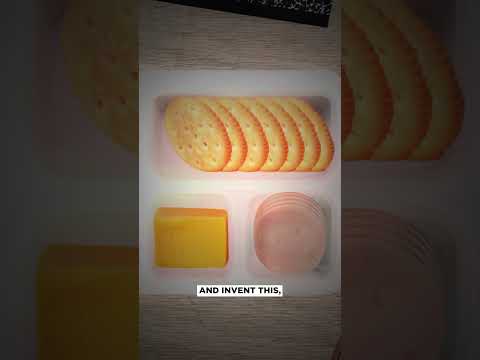 how lunchables probably POISON kids 🍱