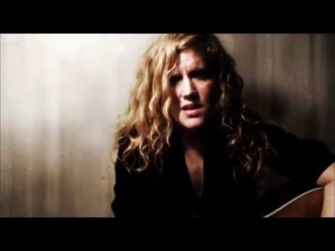 Lindsay Ferguson 1000 Kisses