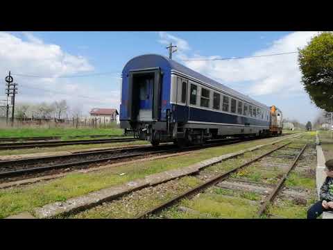 TREN  SUCEAVA - BOTOSANI ORA 13:42