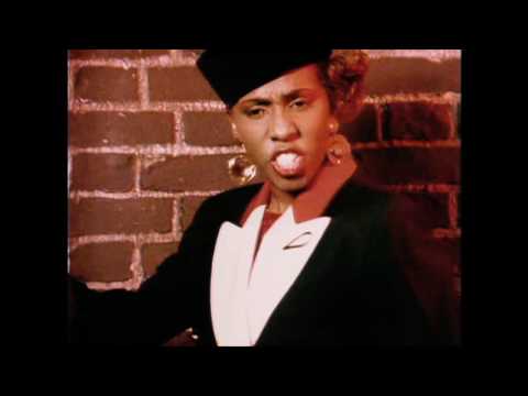 Altra Moda Music and Adventures Of Stevie V