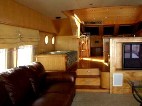 The Victoria Linda Yacht - Cabin