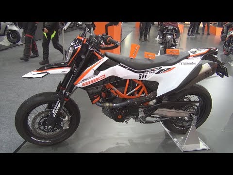 KTM 690 SMC R (2020) Exterior and Interior