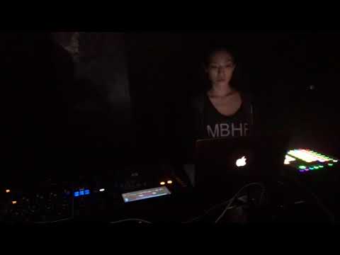 Unjin and Sunji @ Latchodrom