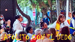 ATOLITO CON EL DEDO CON LA INTERNACIONAL SONORA SANTANERA