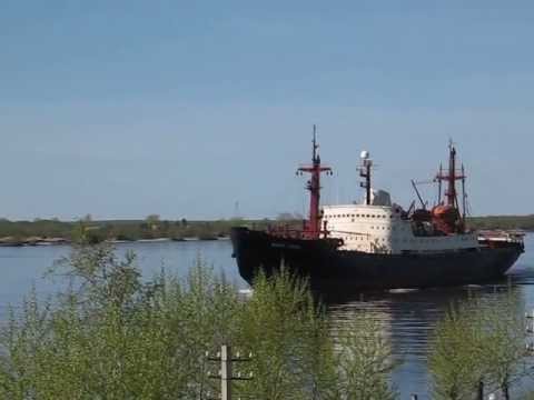 Приход НЭС "Михаил Сомов" в порт Архангельск 27.05.2013