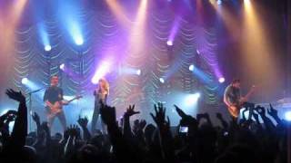 Paramore - Here We Go Again (LIVE HQ)