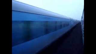 preview picture of video 'NJP-HWH Shatabdi Express (TrainTrackers)'