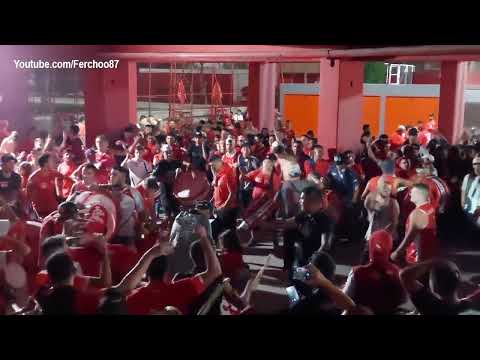 "INDEPENDIENTE 1-1 CENTRAL CORDOBA - LA HINCHADA" Barra: La Barra del Rojo • Club: Independiente